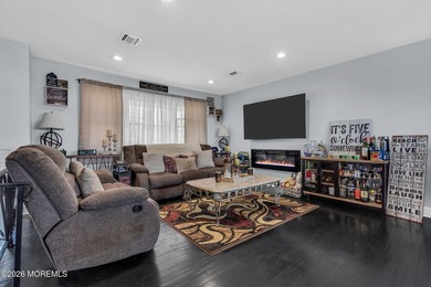 PRICE IMPROVEMENT - VACANT - EASY TO SHOW! Welcome to your dream - photo 12