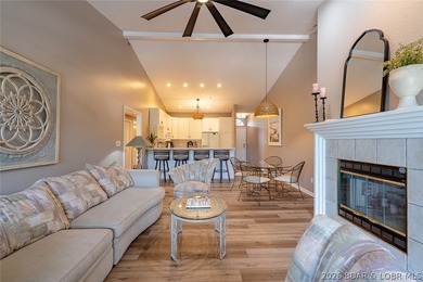 This top-floor Lazy Days condo shows like brand new and is being - photo 16