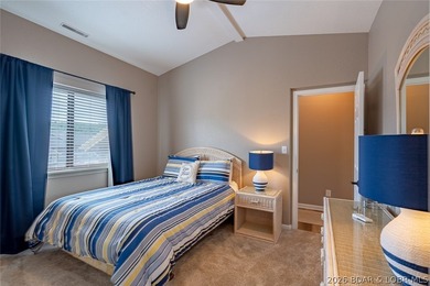 This top-floor Lazy Days condo shows like brand new and is being - photo 28