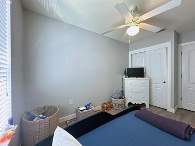 Located just off Main Street in Destin - this 3 bed, 2 bath - photo 33