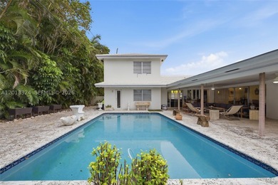 Beautifully maintained 4-bedroom, 3.5-bath pool home located in - photo 34