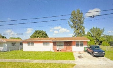 Lake Home For Sale in Miami Gardens, Florida