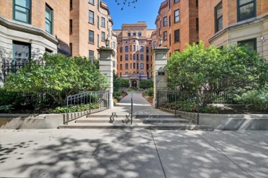 Lake Michigan - Cook County Condo For Sale in Chicago Illinois