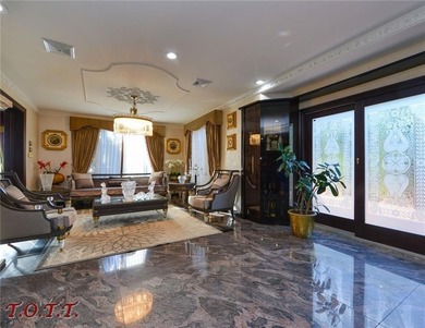 New to market the best house in Mill Basin must see to - photo 13