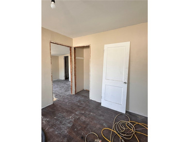 INVESTOR SPECIAL WITH OWNER FINANCING OPTIONS AVAILABLE! With - photo 16