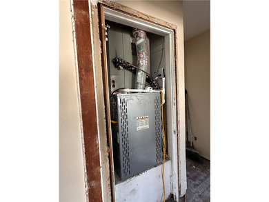 INVESTOR SPECIAL WITH OWNER FINANCING OPTIONS AVAILABLE! With - photo 19
