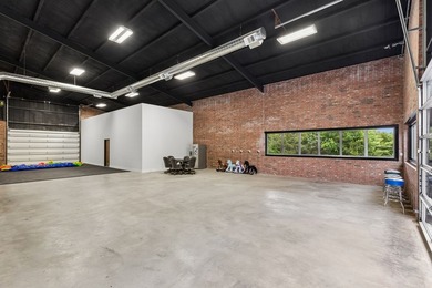 Set on 12.3 private acres, this meticulously designed estate - photo 6