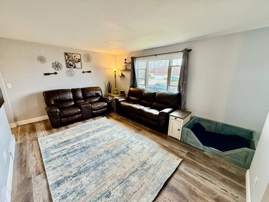 Step into this beautifully updated 3 bedroom, 2.5 bath home - photo 9