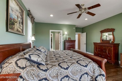 CAPTIVATING VIEWS of Tellico Lake from the Foyer draw you into - photo 23