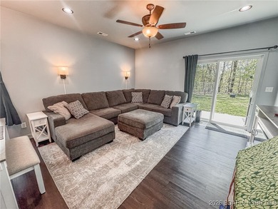 Smart, Stylish &amp; Storage-Rich in the Heart of Four Seasons!