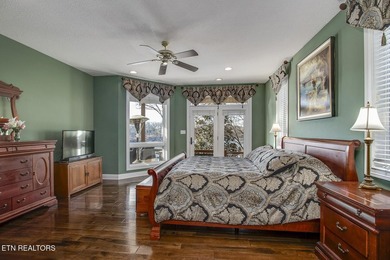 CAPTIVATING VIEWS of Tellico Lake from the Foyer draw you into - photo 30