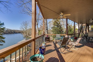 CAPTIVATING VIEWS of Tellico Lake from the Foyer draw you into - photo 48