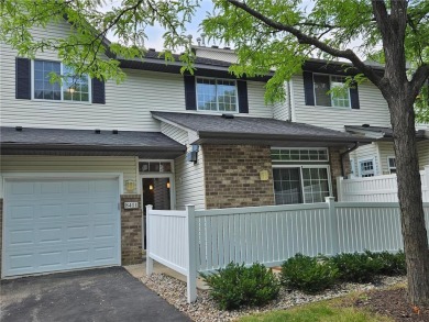 Lake Townhome/Townhouse For Sale in Eden Prairie, Minnesota