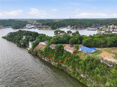 Perched on a bluff in the heart of Osage Beach, this one-owner - photo 32