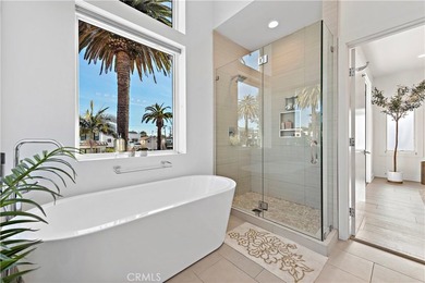 Located in the heart of Corona del Mar Village, this home - photo 39