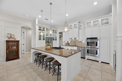 539 Islebay Drive | 4 Bedrooms | 3 Baths | Pool | Waterfront | - photo 42