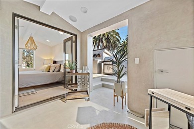 Located in the heart of Corona del Mar Village, this home - photo 47