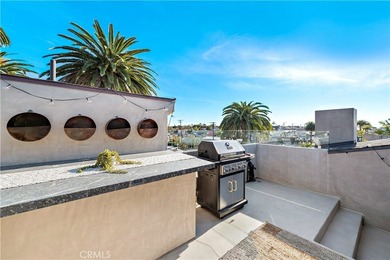 Located in the heart of Corona del Mar Village, this home - photo 49