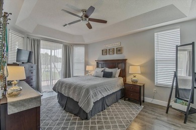 METICULOUSLY RENOVATED & MOVE-IN READY! Welcome to this stunning - photo 7