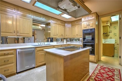 This top floor penthouse waterfront condo at the luxury Landmark - photo 23