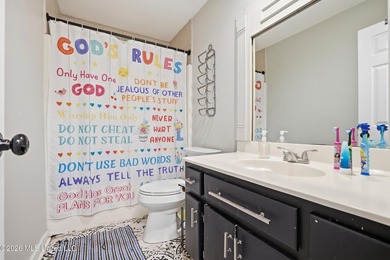 Welcome to your beautifully updated 3-bedroom, 2-bathroom home - photo 26
