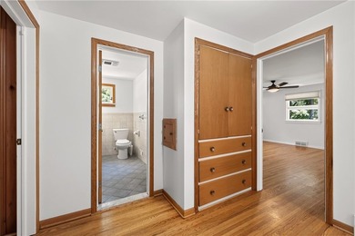 Welcome to 490 Van Voorhis Ave! Offered for the first time in - photo 28
