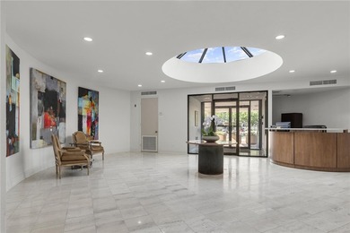 This top floor penthouse waterfront condo at the luxury Landmark - photo 28