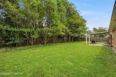 Welcome to your beautifully updated 3-bedroom, 2-bathroom home - photo 30