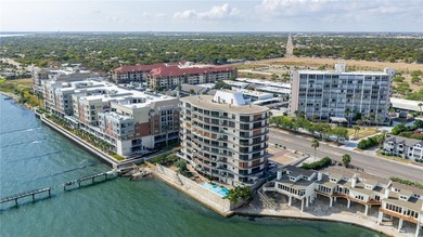 This top floor penthouse waterfront condo at the luxury Landmark - photo 32