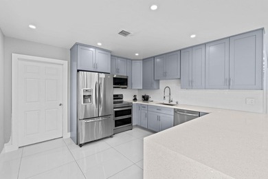 Discover this beautifully maintained 4-bedroom, 2-bathroom - photo 11