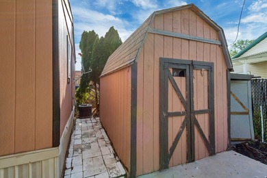 Beautifully fully remodeled double-wide mobile home in a highly - photo 20