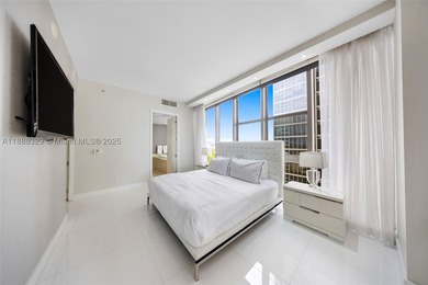 Rarely available oceanfront residence at the most sought-after - photo 21