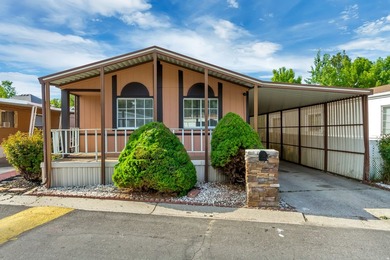 Beautifully fully remodeled double-wide mobile home in a highly - photo 22