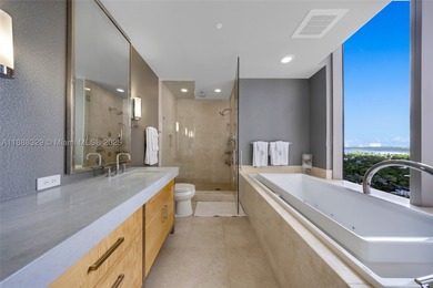 Rarely available oceanfront residence at the most sought-after - photo 25