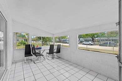 Discover this beautifully maintained 4-bedroom, 2-bathroom - photo 26