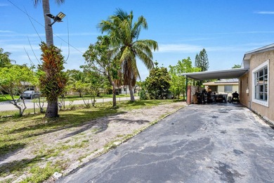 Discover this beautifully maintained 4-bedroom, 2-bathroom - photo 30