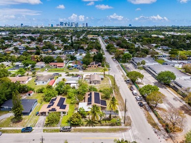 Discover this beautifully maintained 4-bedroom, 2-bathroom - photo 34