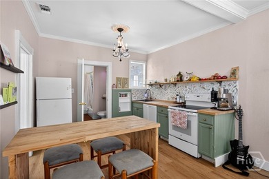 Exceptional MIXED USE investment opportunity on beautiful East - photo 36