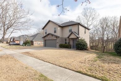 BRAND NEW ROOF & GUTTERS!! Back to market at no fault to Seller - photo 37
