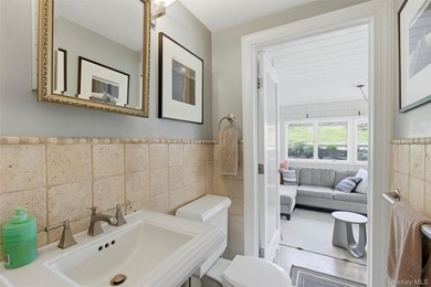 Set in the heart of Stony Brook Village, this charming two - photo 11