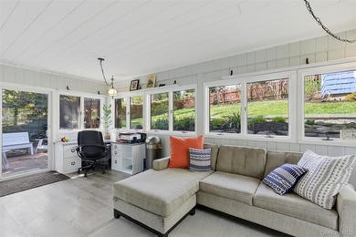 Set in the heart of Stony Brook Village, this charming two - photo 13