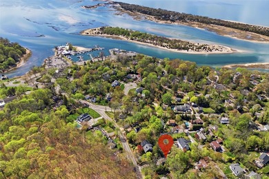 Set in the heart of Stony Brook Village, this charming two - photo 26