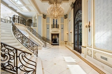 In Alpine's most coveted enclave, where prestige meets - photo 3