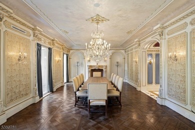 In Alpine's most coveted enclave, where prestige meets - photo 5