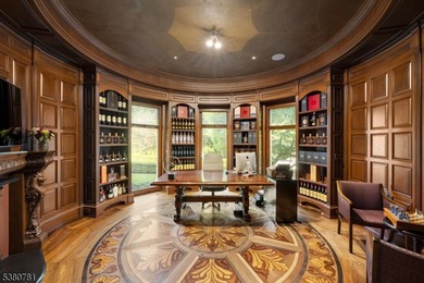 In Alpine's most coveted enclave, where prestige meets - photo 8