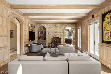 In Alpine's most coveted enclave, where prestige meets - photo 10