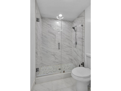 Welcome to this beautifully remodeled 2 bedroom, 1.5 bathroom - photo 22