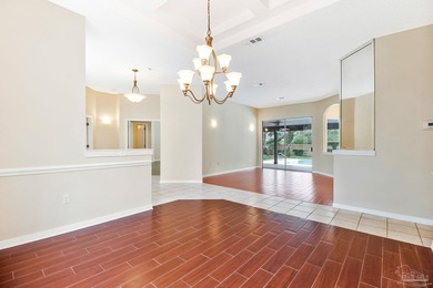 Awesome 3-bedroom, 3-bath pool home with a dedicated study in - photo 8