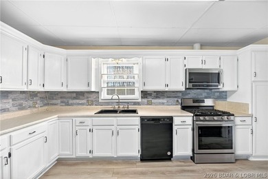 Welcome to your private lake-view retreat at 33268 Greenwood Rd! - photo 29