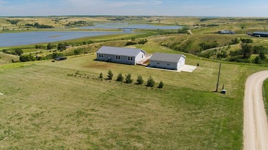 Whether you're searching for a year-round residence or the - photo 30